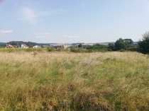 Na predaj posledné 2 slnečné  stavebné pozemky v obci Kalinovo – realitná kancelária Xemar